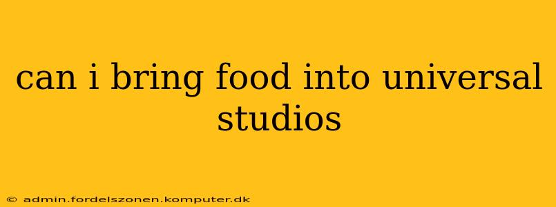 can i bring food into universal studios